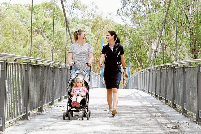 TREMENDOUS TWILIGHT STROLL… Local resident, Brooke Hodgetts and daughter, Ivy with Greater Shepparton City Council Healthy Community Officer, Katie Thorp. Photo: David Lee.