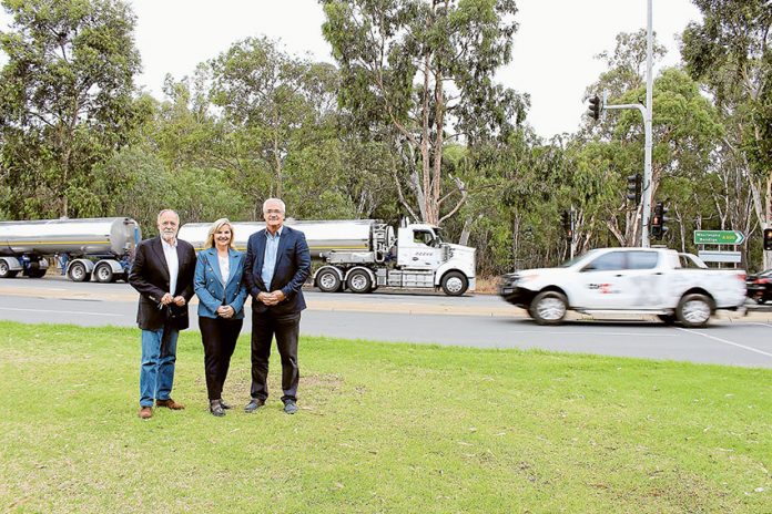 FP1---Bypass-funding BYPASS FUNDING RELIEF… From left, Goulburn Valley Highway Shepparton Bypass Action Group chairman, Peter Johnson, Greater Shepparton City Council Mayor, Cr Kim O’Keeffe and Federal Member for Murray, Damian Drum are pleased that the Federal Government has committed to providing the long awaited funding of $208M for stage one of the Shepparton Bypass. Photo: Supplied.