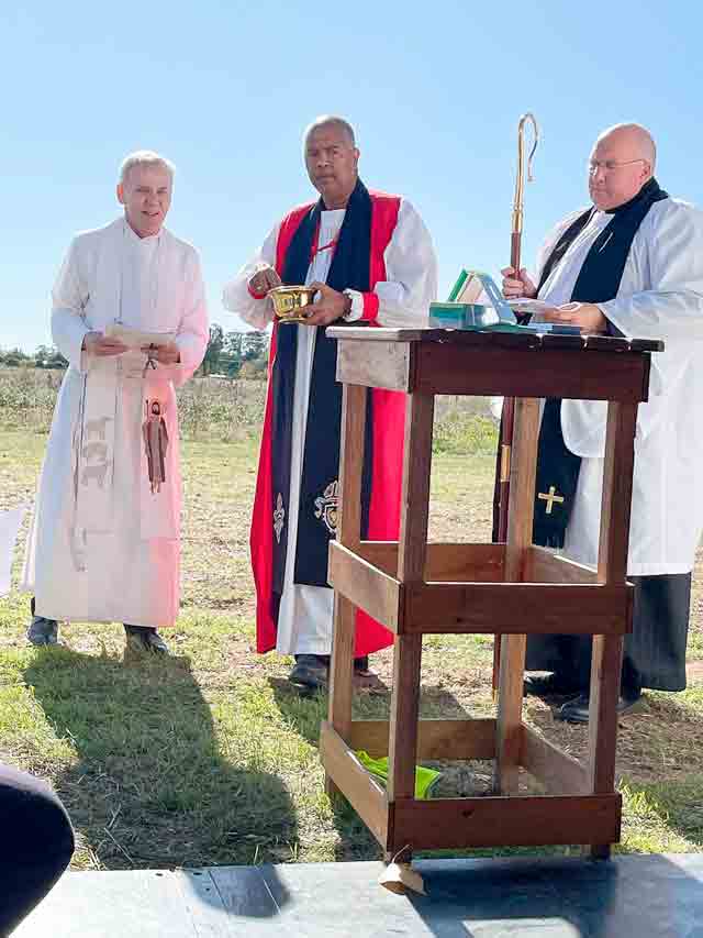 ED---SAINT-ANGLICAN-SCHOOL SCHOOL BLESSING… Pictured from left, ASC chief executive officer/the reverend Peter Laurence OAM, the bishop of Wangaratta/the right reverend Clarence Bester and the reverend Canon Scott Jessup at the blessing of the site. Photo: Supplied