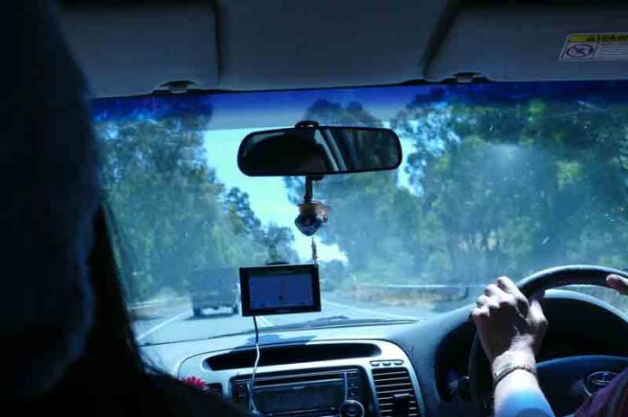 ADV---Roadsafe-GV SAFETY FIRST...The Queen’s Birthday weekend can be a dangerous time on our roads. Days are shorter, roads can be slippery, and conditions more likely to be hazardous. RoadSafe Goulburn Valley have some tips for staying safe this long weekend. Photo: Deanne Jeffers.