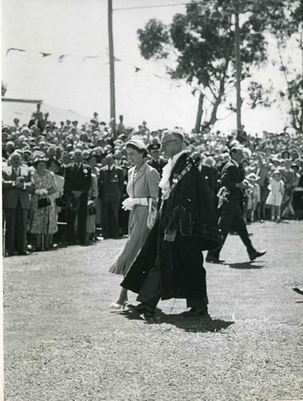 REMEMBERING HER SERVICE... Following the passing of Her Majesty Queen Elizabeth II, people around the world are in mourning and tributes are flying in for the beloved head of state. Photo: Lost Shepparton Society/Shepparton Heritage Centre