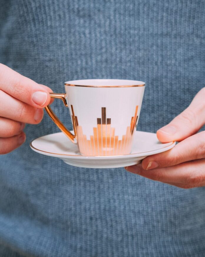 C) RETRO STYLES... Glitzy Art Deco patterns and colour palettes are catching the eye of interior designers in 2023. Photos: Supplied