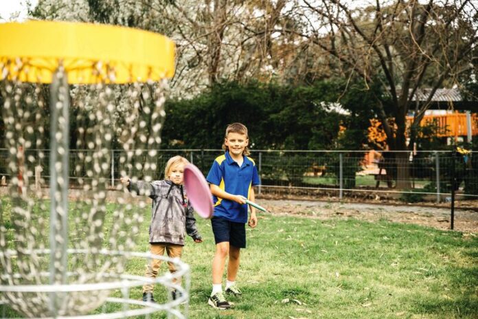 KidsTowndiscgolf_14723