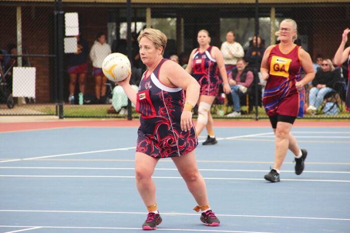 440441427_8394536848_64043