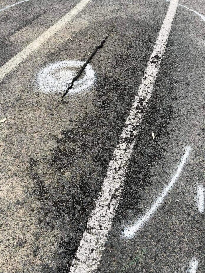 roaddamage_04165