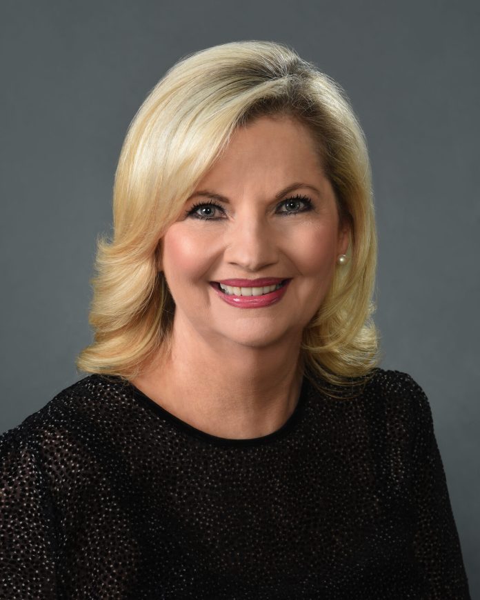 8052CroppedHighRes_05213