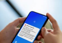 Mobile phone safety alarm